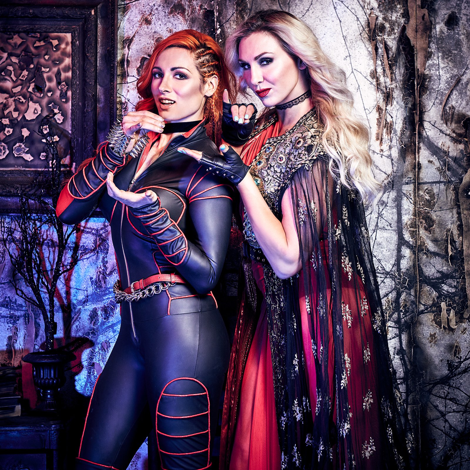 Hottest Divas Smackdown Women Halloween Tribute To Kane Photo Shoot