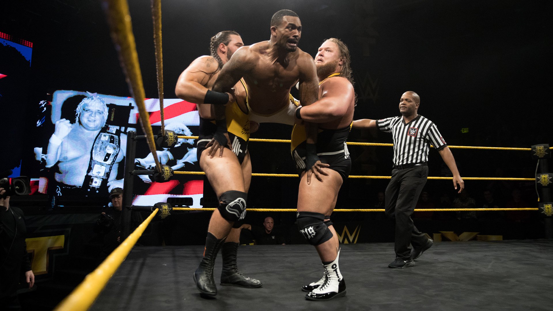 Watch WWE NXT 2018 05 09 WEB h264-MAJiKNiNJAZ mkv mp4