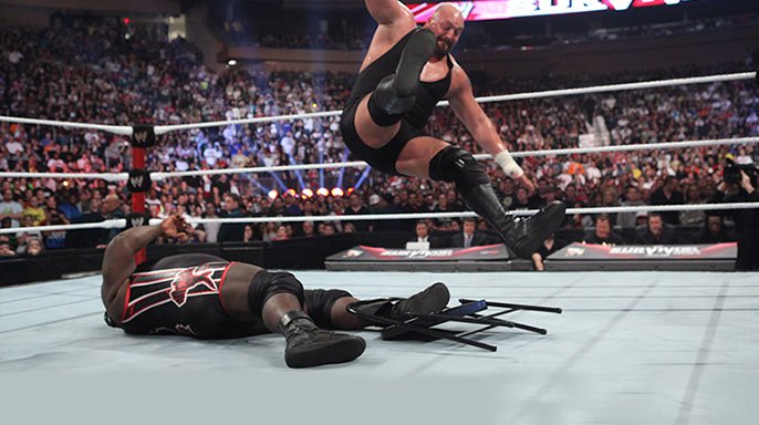 http://www.wwe.com/f/ep/image/2011/09/20111120_sseries_bigshow_mhenry_c3.jpg