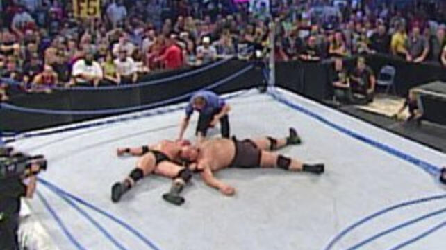 TodayInHistory #WrestlingHistory #WrestlingMoments #2001 #WWF #WWE