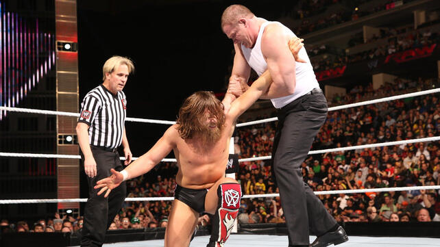 Daniel Bryan Vs Kane Raw Feb 17 2014