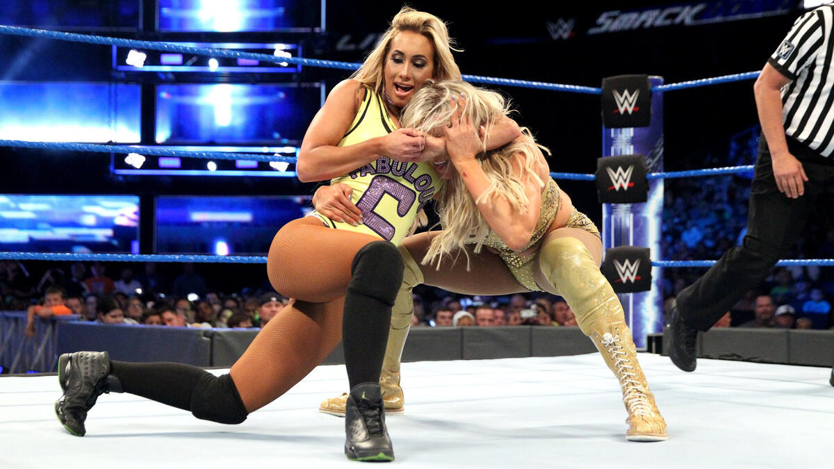 Charlotte Flair Vs Carmella Charlotte Fights For Summerslam Title