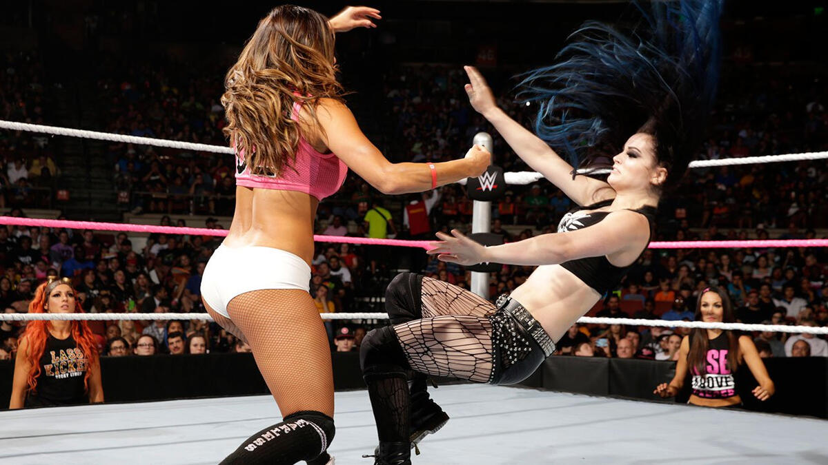 Paige Vs Nikki Bella Photos Wwe