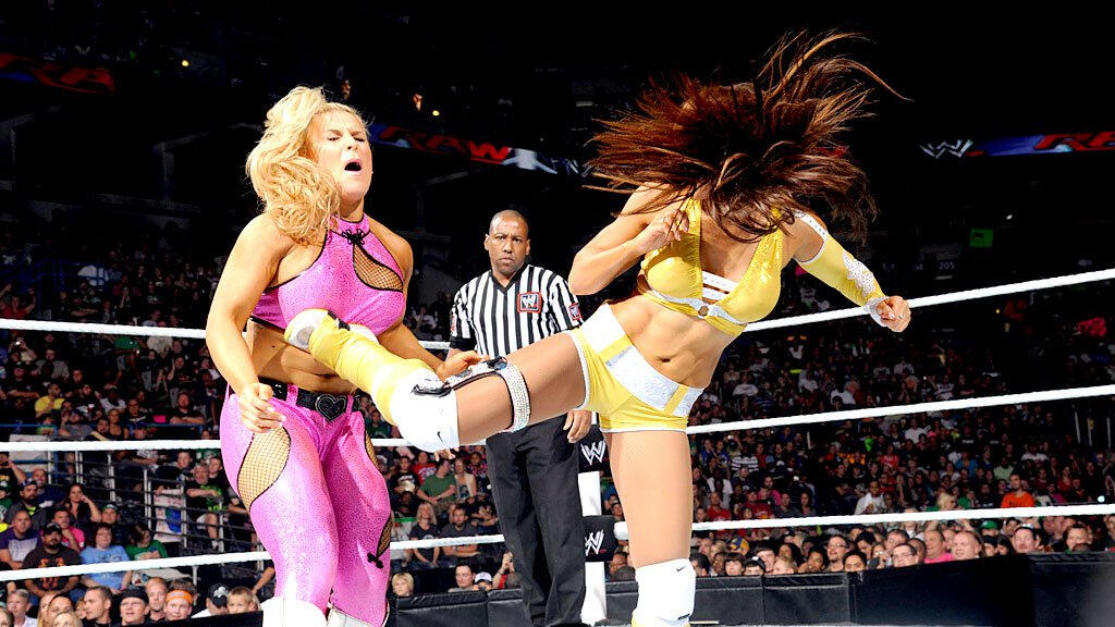 Layla Vs Natalya Raw Aug Wwe