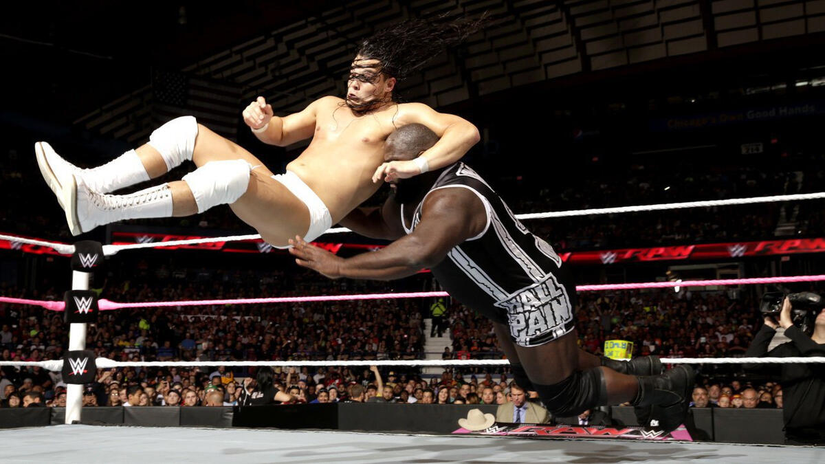 Mark Henry Vs Bo Dallas Photos Wwe