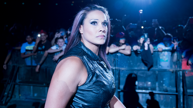 Tamina |<a href='http://www.houseofwrestling.com.br/search/label/WWE/'> WWE</a>.com