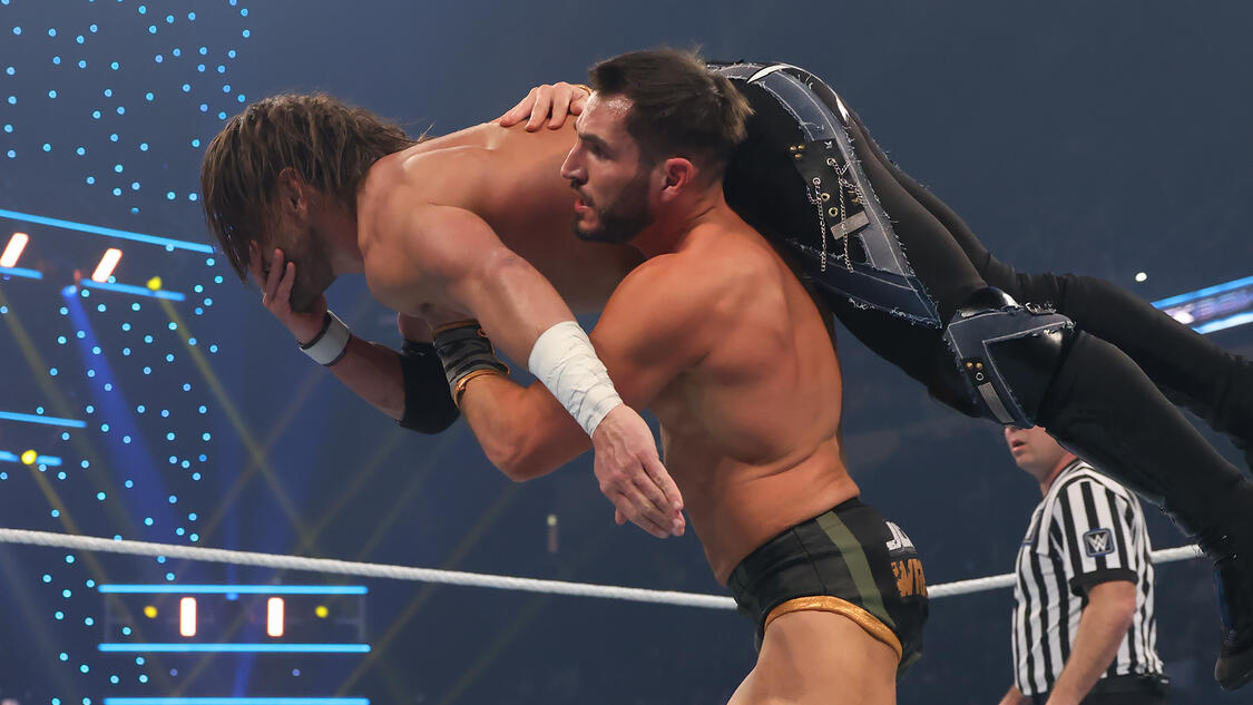 Johnny Gargano steals a win from Alex Shelley after distraction: SmackDown highlights, Dec. 20, 2024