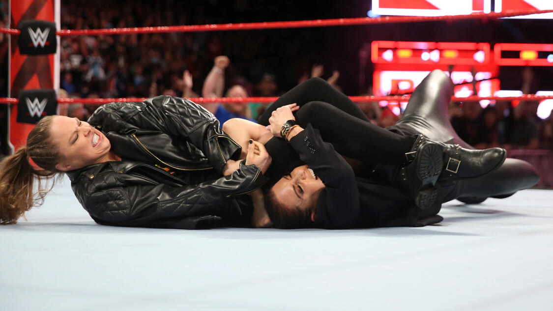 The Most Dangerous Submission Holds In Wwe Right Now Wwe