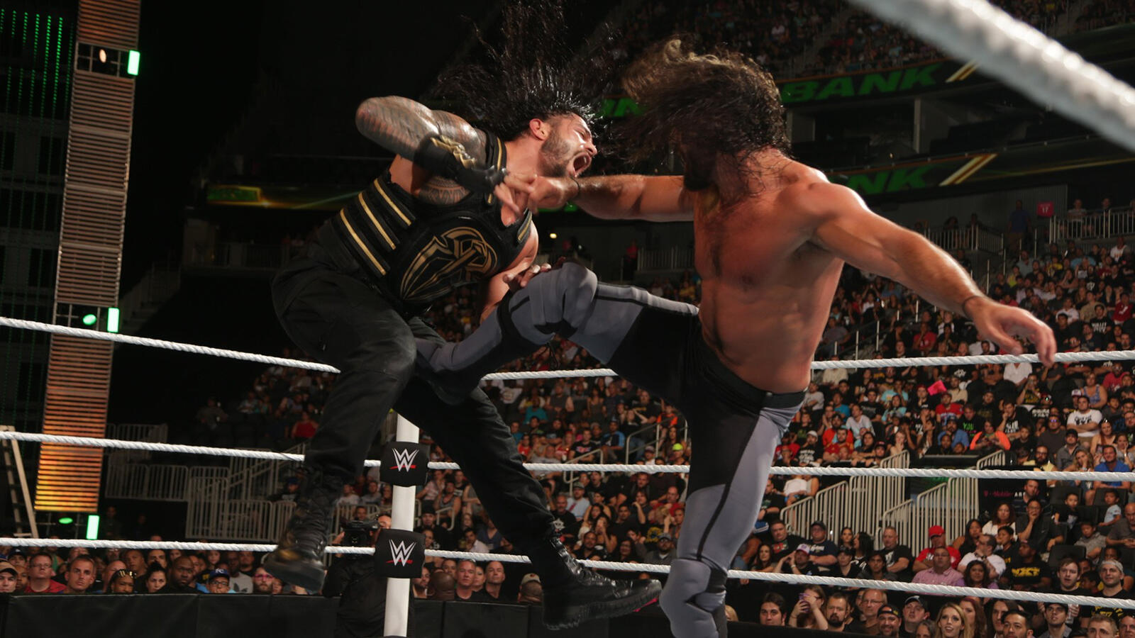 MITB_Roman--5ee07b69519c035405c9ad210891992e.jpg (1600900)