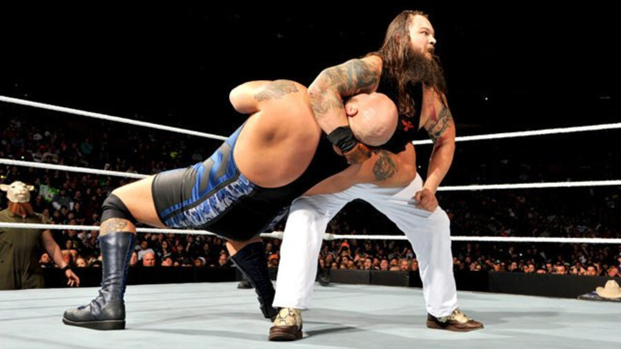 WWE Smackdown: Bray Wyatt floors Big Show, Mark Henry despatches the Miz