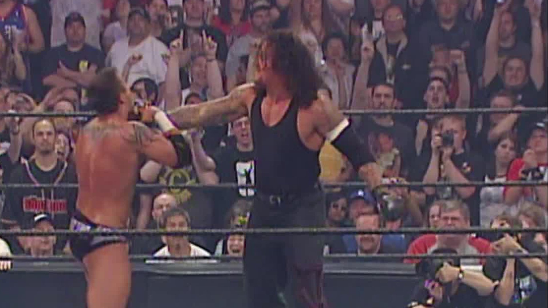 Randy Orton turns The Undertaker's chokeslam into an RKO: WrestleMania 21