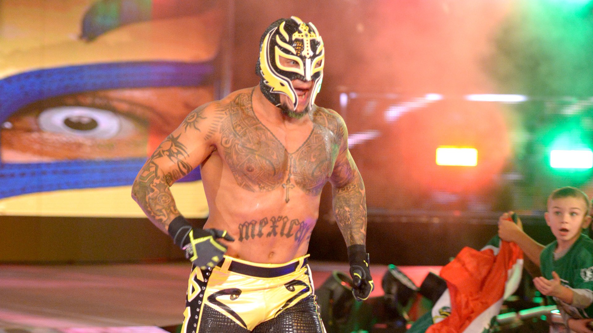 Resultado de imagem para Rey Mysterio wwe 2019"