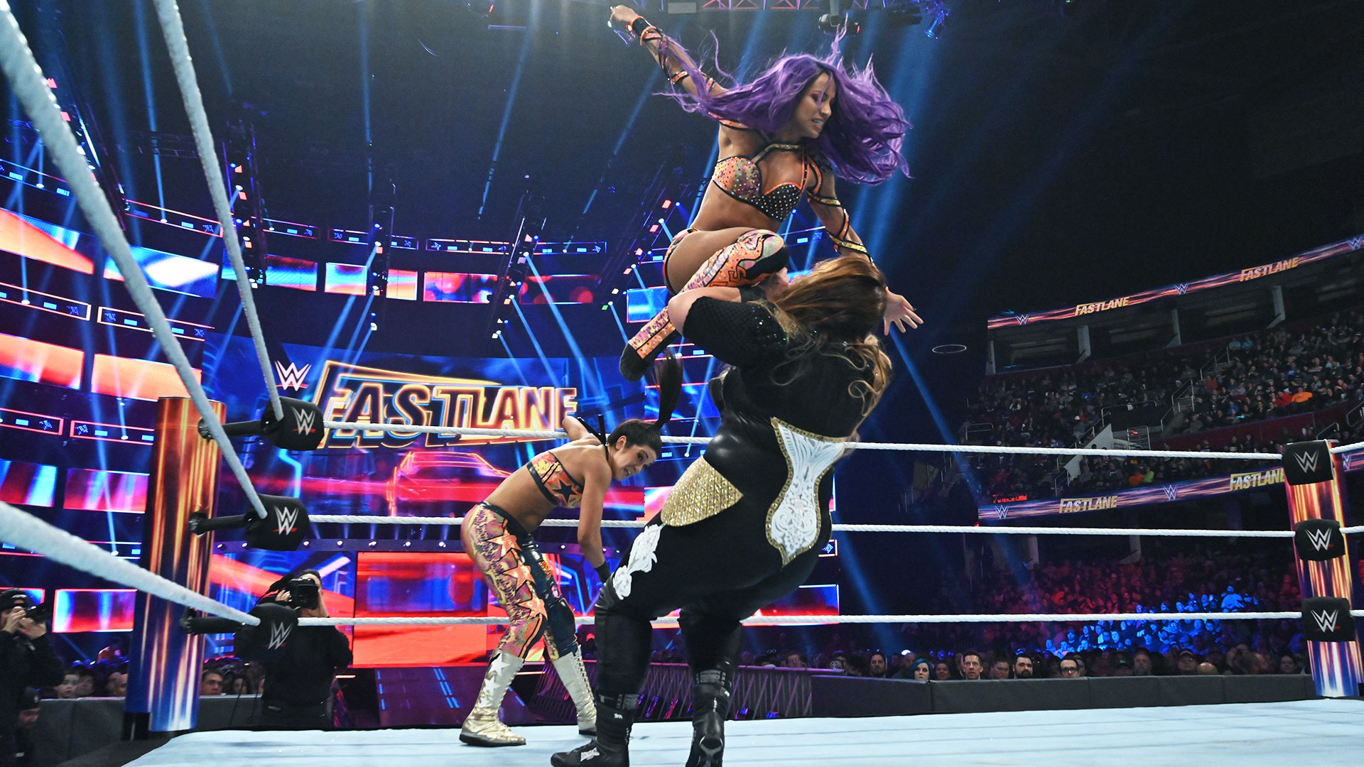 sasha banks bayley exhibit beautiful teamwork against nia jax tamina wwe fastlane 2019 wwe network exclusive - images about fastlane tag on instagram