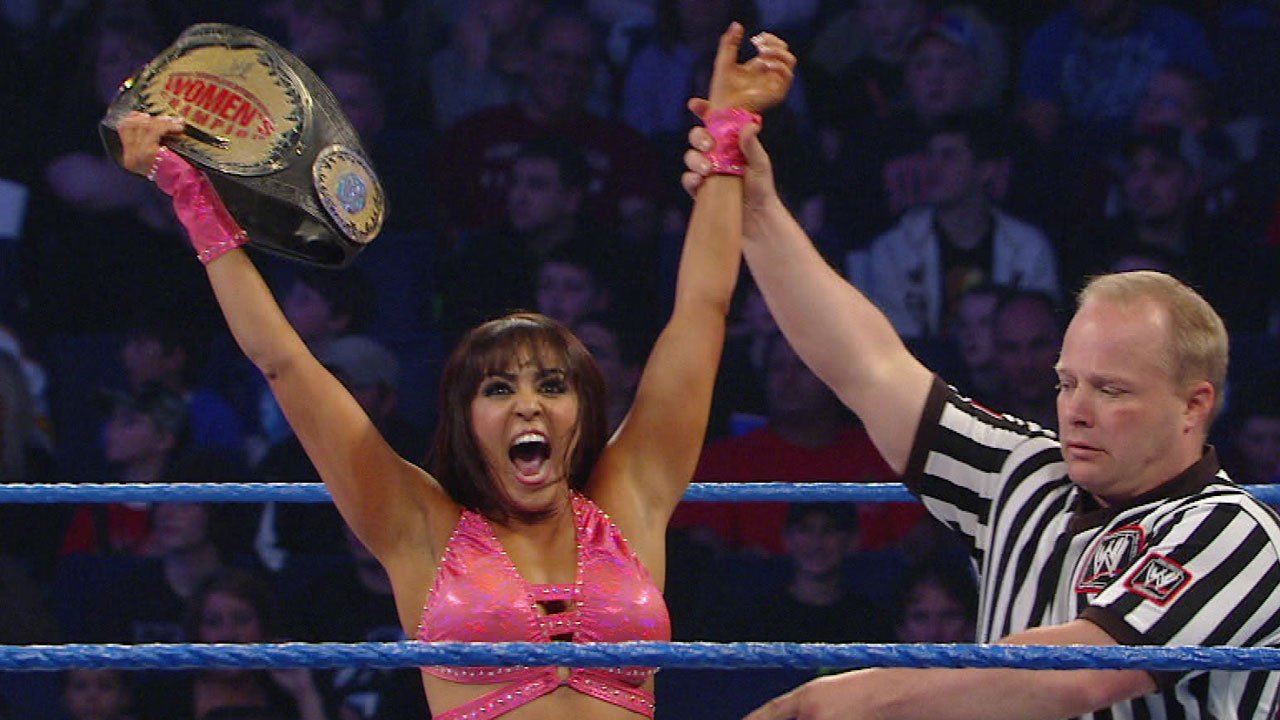 wwe layla bikini contest