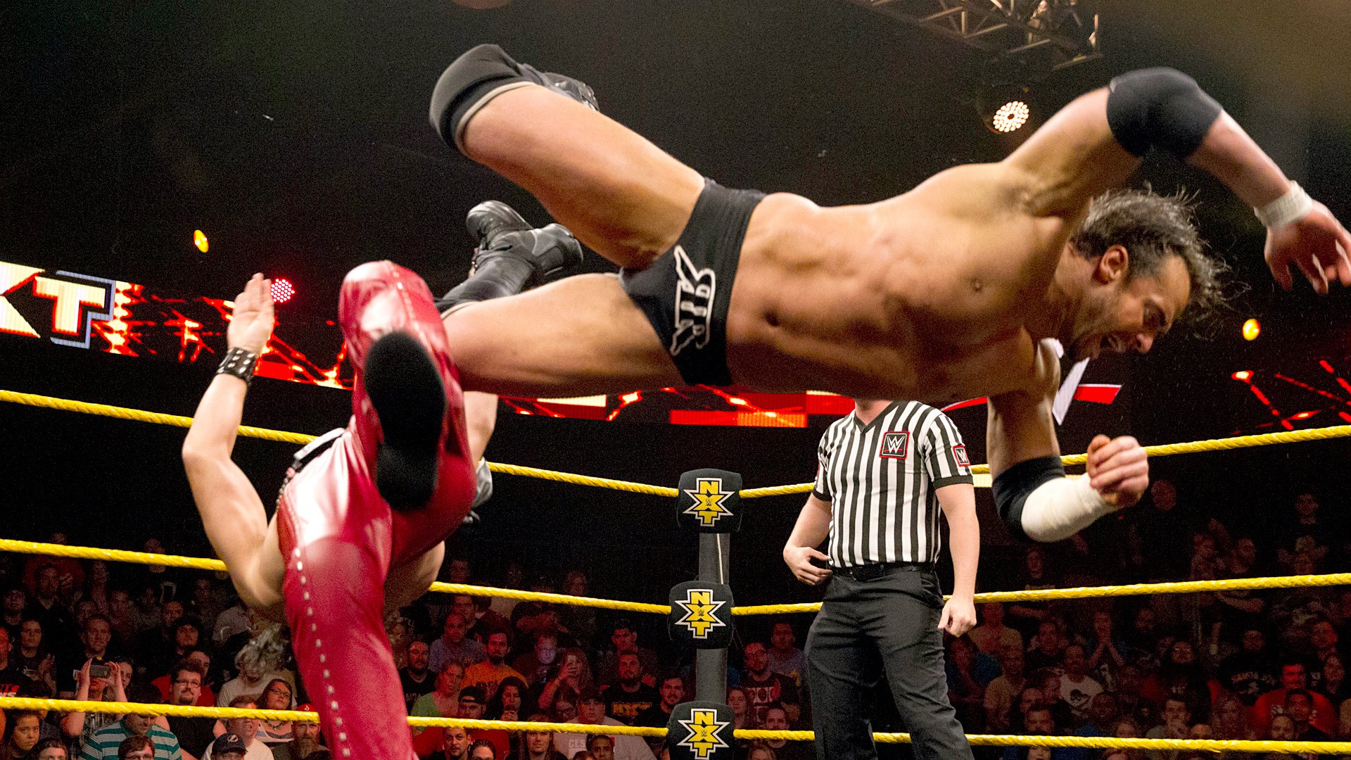 Shinsuke Nakamura vs. Alex Riley: WWE NXT, May 11, 2016