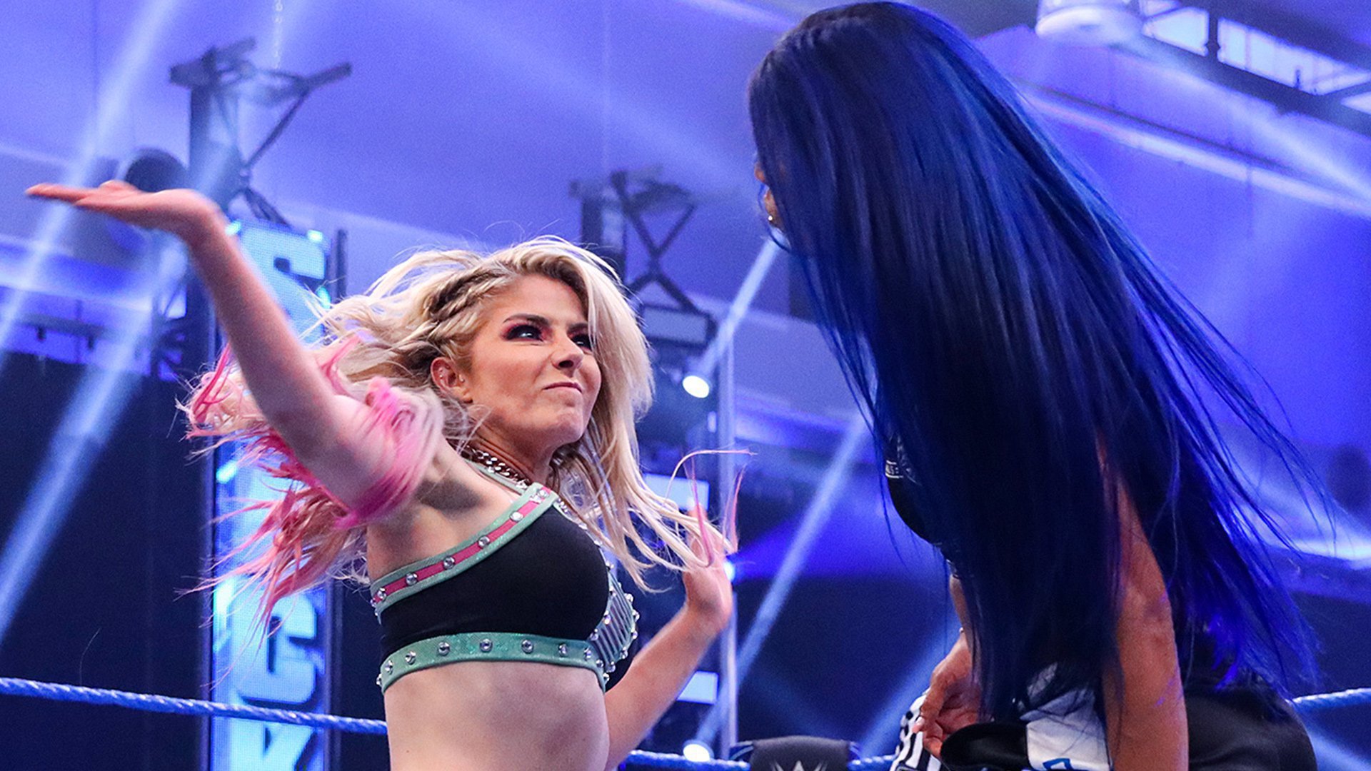 Fan Threatens Alexa Bliss’ Boyfriend; WWE Superstar Takes Step 3