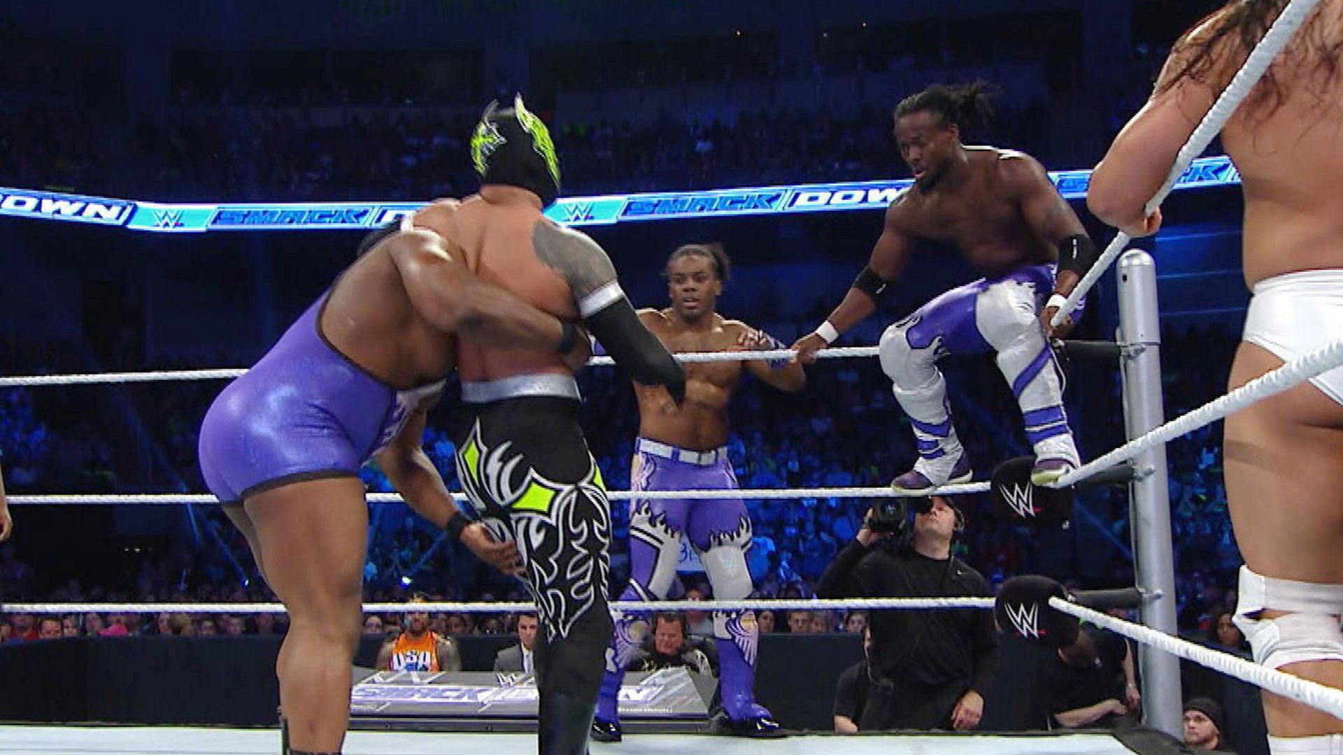 Bodies fly as The New Day competes in 8-man tag action: SmackDown, June 25,  2015