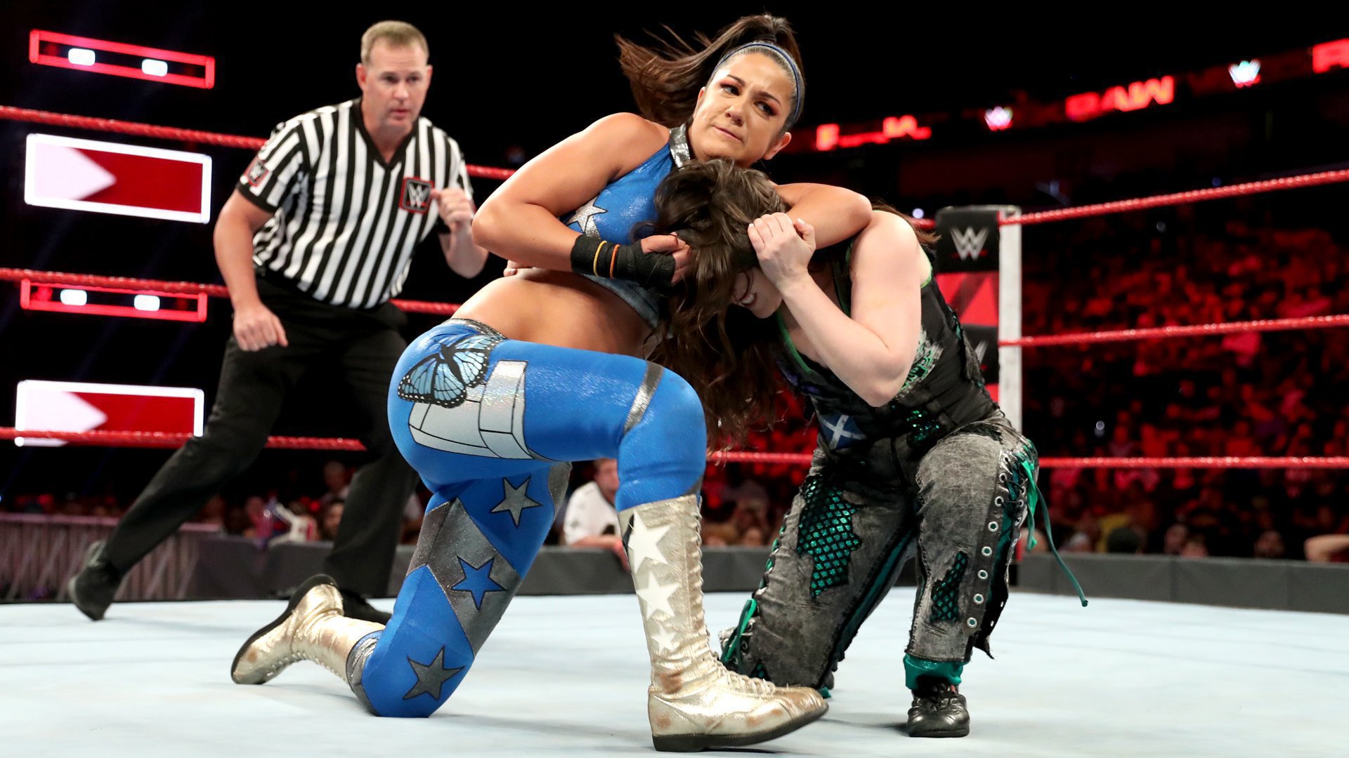 Bayley vs. Nikki Cross: Raw, Aug. 26, 2019