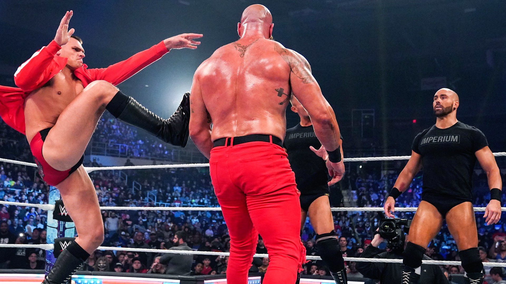 Ricochet helps Braun Strowman fend off Imperium: SmackDown, Nov. 25, 2022