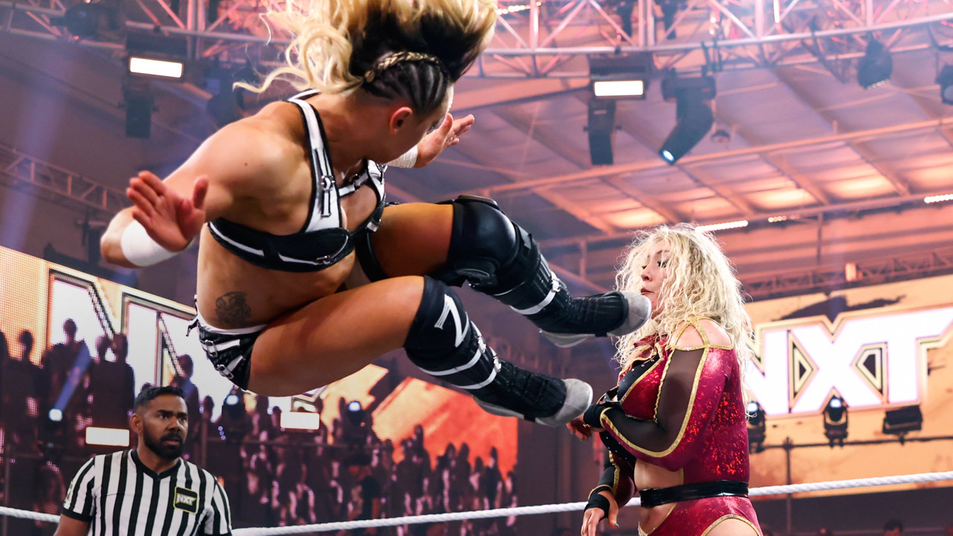 Nikkita Lyons vs. Zoey Stark: WWE NXT, Dec. 20, 2022