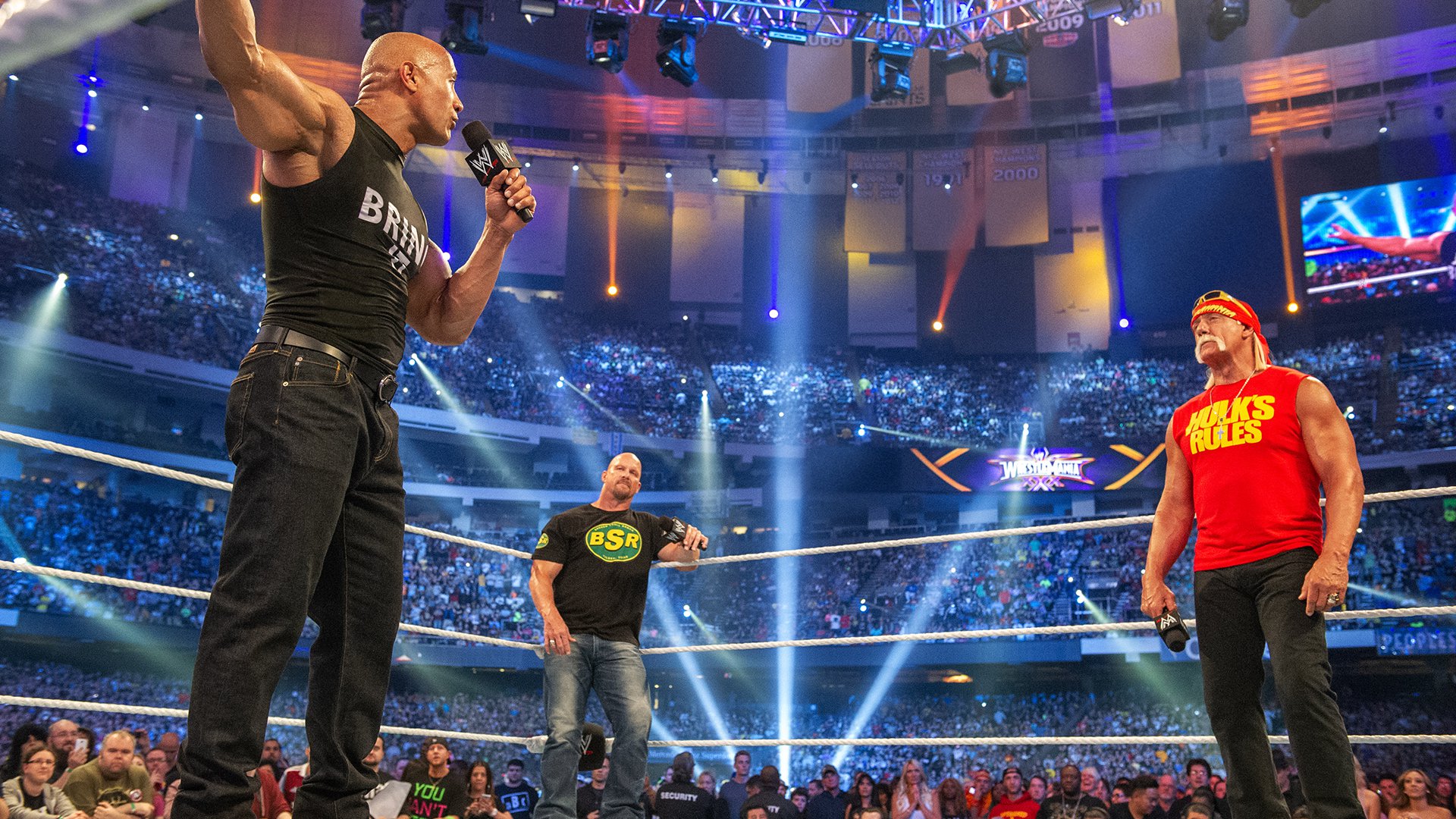 Turns out Wrestlemania star Undertaker is a huge Cowboys fan; check out his  custom jersey