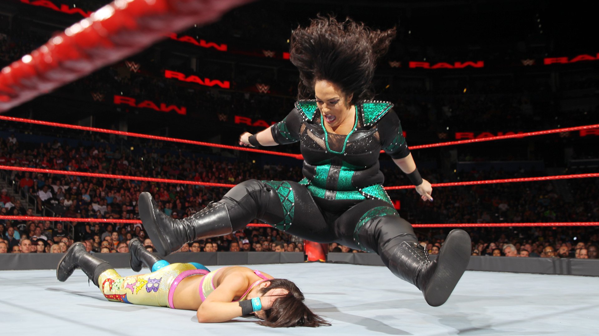 Bayley def. Nia Jax to become No. 1 Contender to the Raw Women’s ...