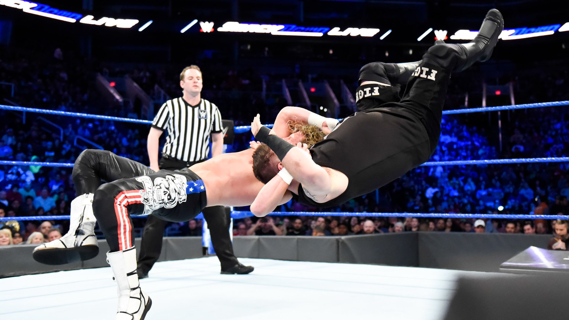 SmackDown LIVE: Feb. 20, 2018 | WWE