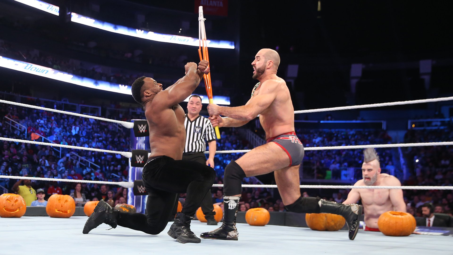 Big E def. Cesaro in a Trick or Street Fight | WWE