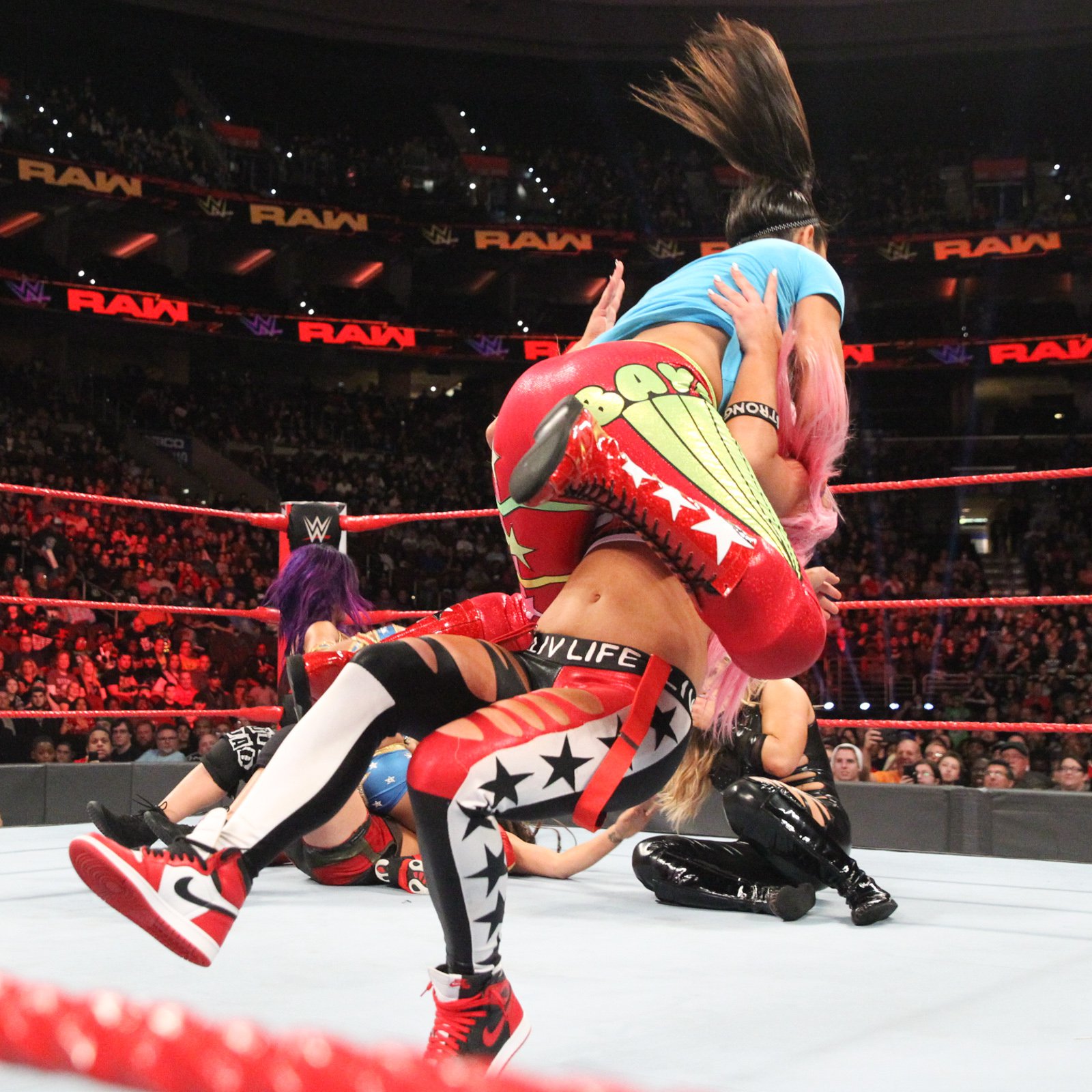 bayley aew