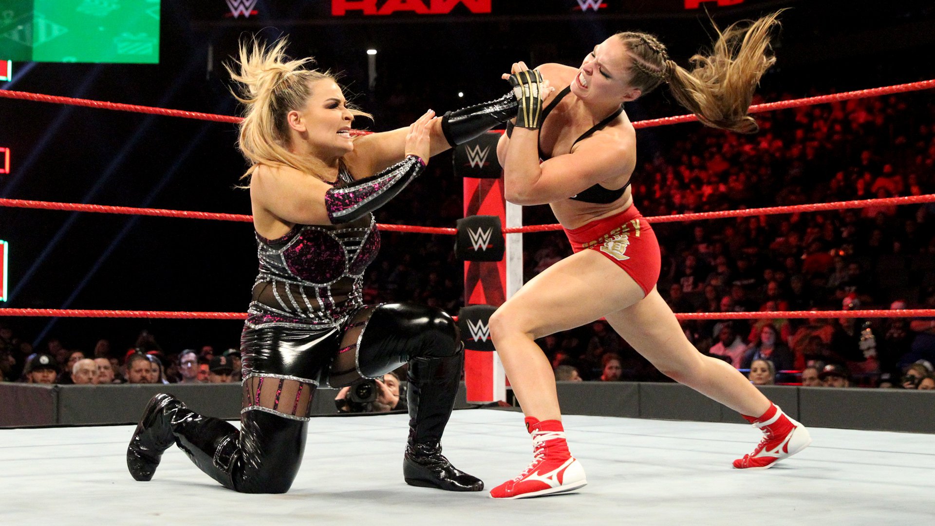 Raw Women’s Champion Ronda Rousey def. Natalya WWE