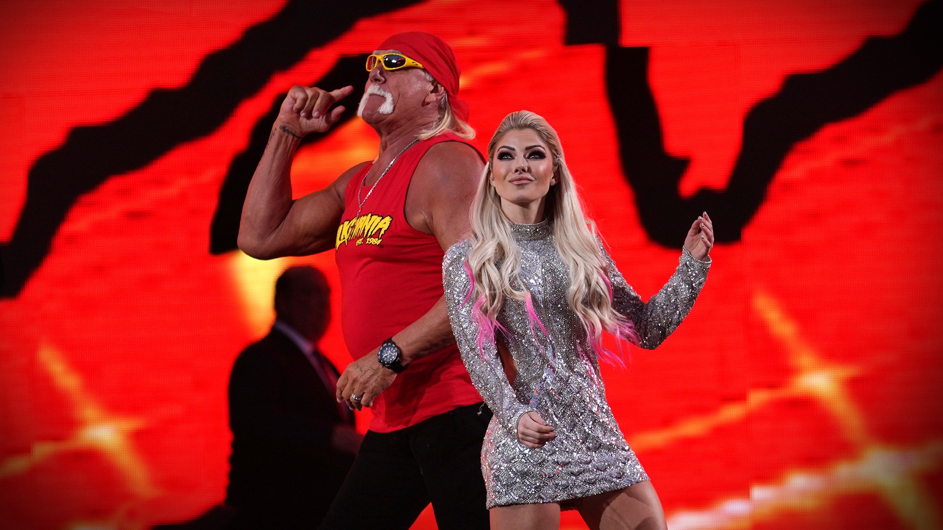 Alexa Bliss Kicks Off Wrestlemania With Hulk Hogan Wwe