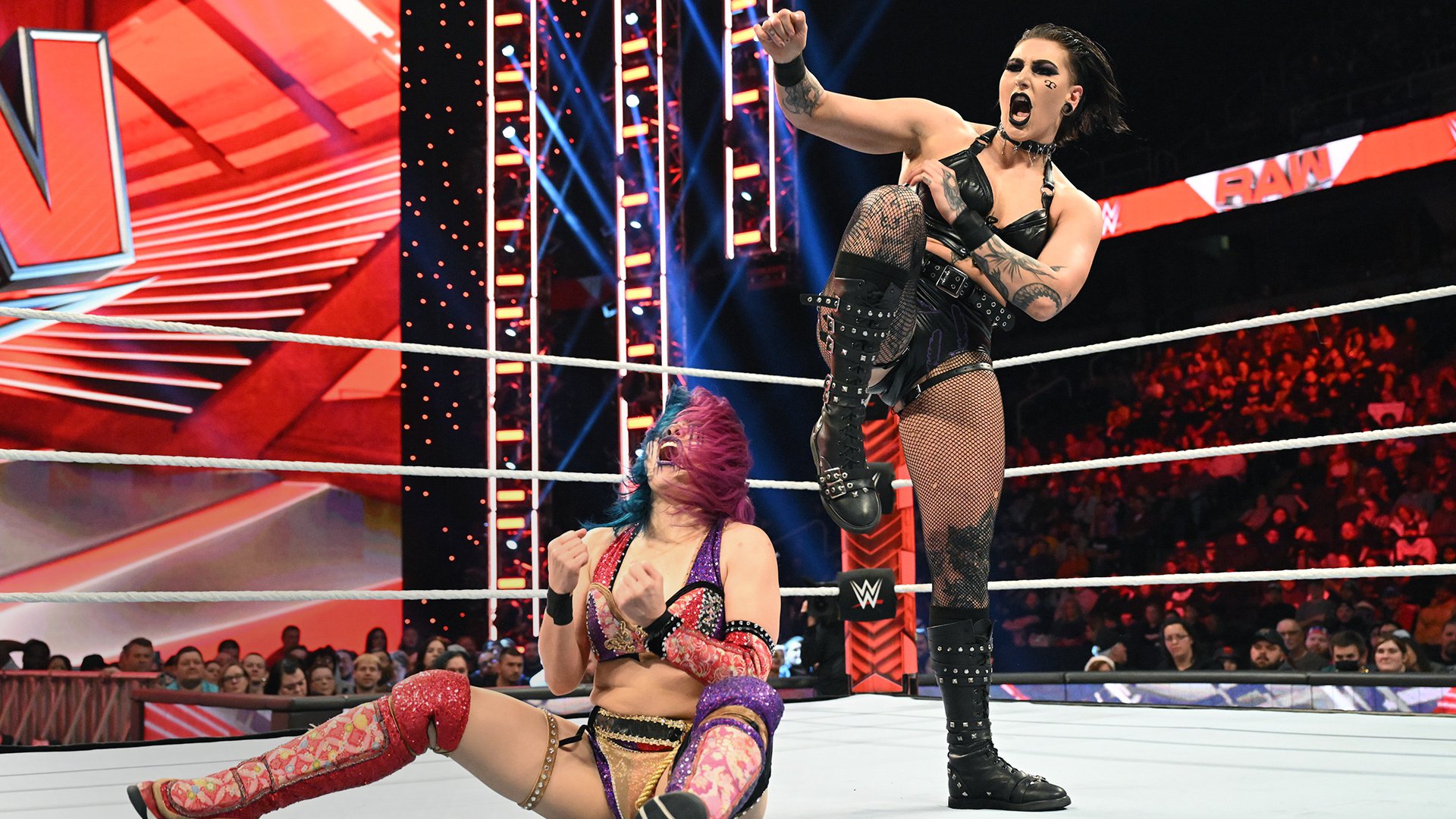 News On Why Steel Cage Match On WWE RAW IS WAR XXX Was Cut Short Wrestling  News - WWE News, AEW News, WWE Results, Spoilers, WWE Survivor Series  WarGames 2023 Results 