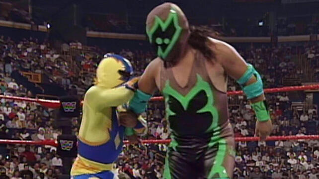 Max Mini & Nova vs. Tarantula & Mosaic: Badd Blood 1997 | WWE.com