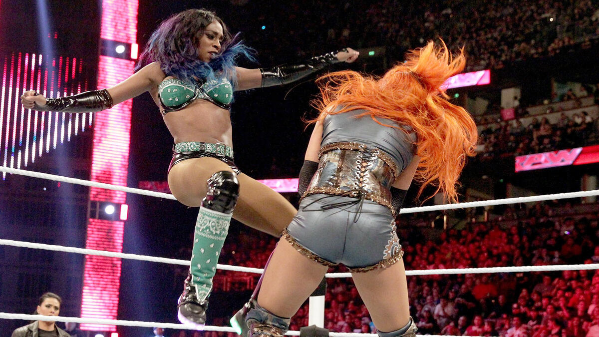 Becky Lynch vs. Naomi: photos | WWE