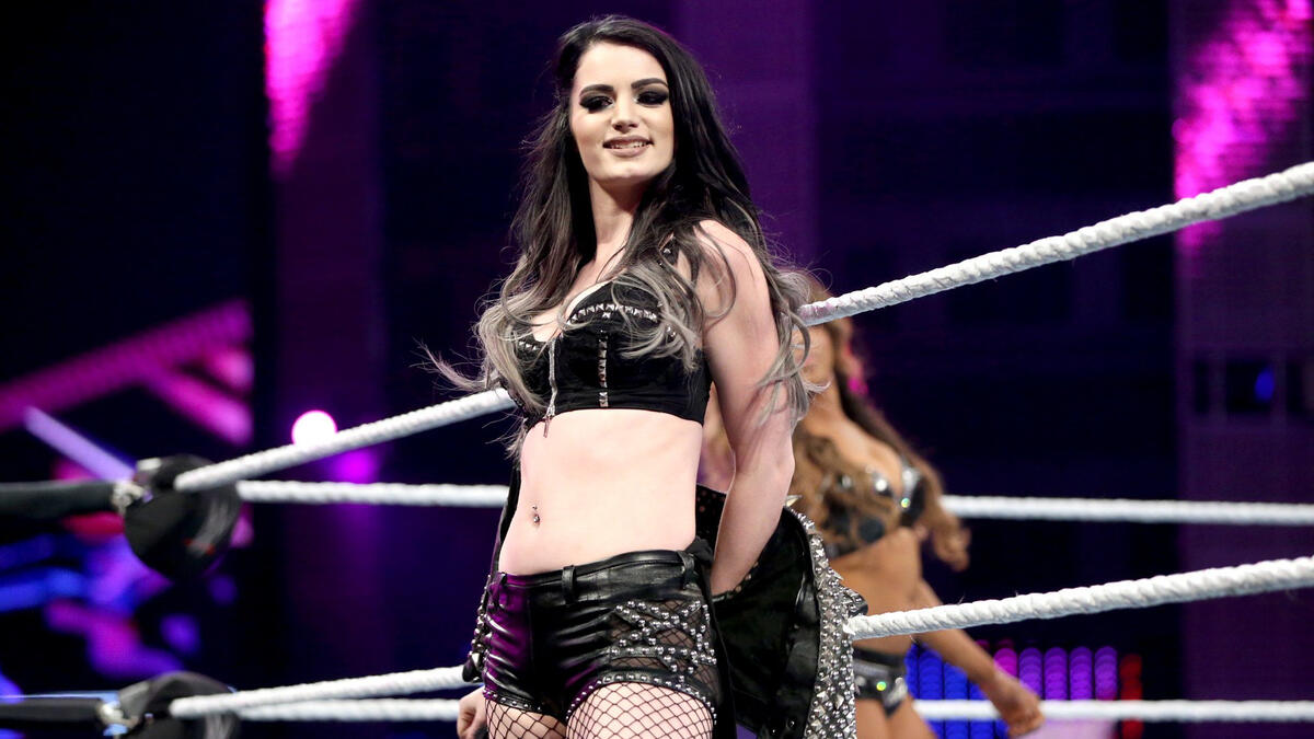 Paige vs. Emma: photos | WWE