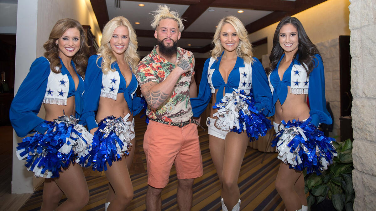 NFL fans on the Dallas Cowboys cheerleaders at WrestleMania 38