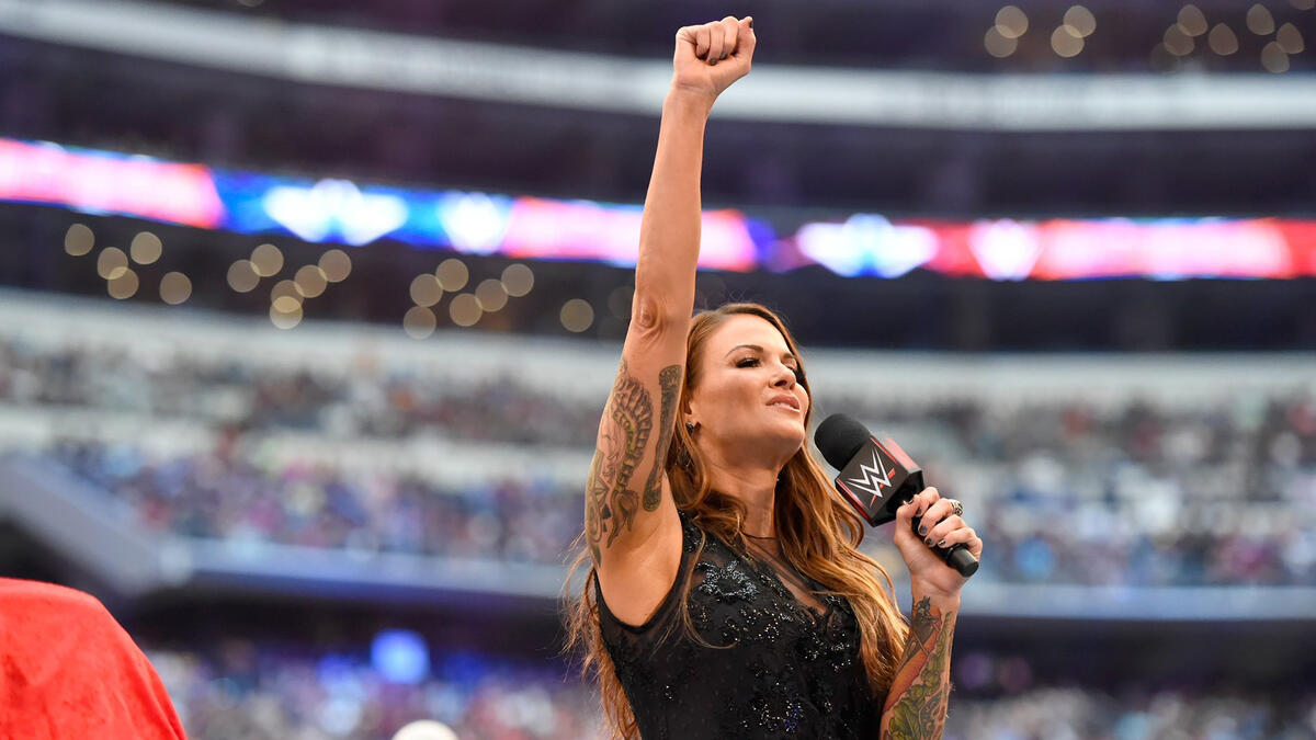 Lita Unveils The New WWE Women's Championship: Photos | WWE