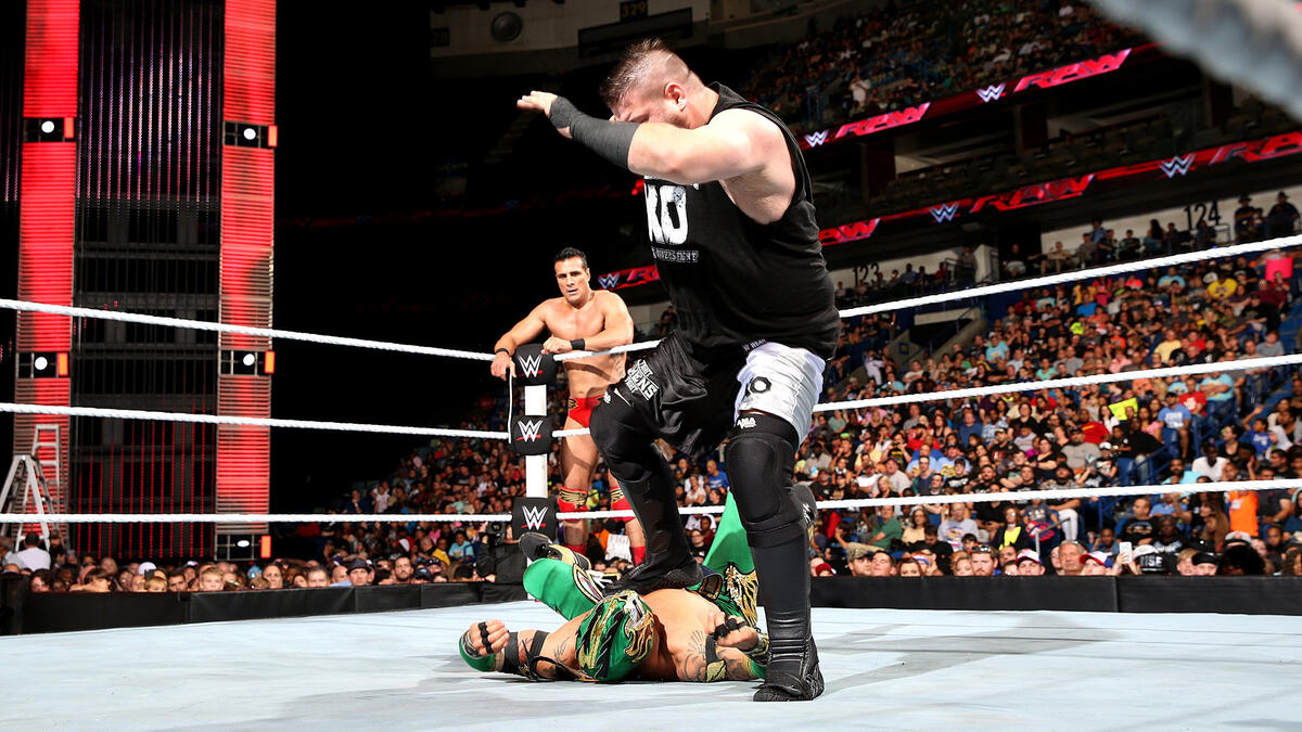 The Lucha Dragons vs. Kevin Owens & Alberto Del Rio: photos | WWE