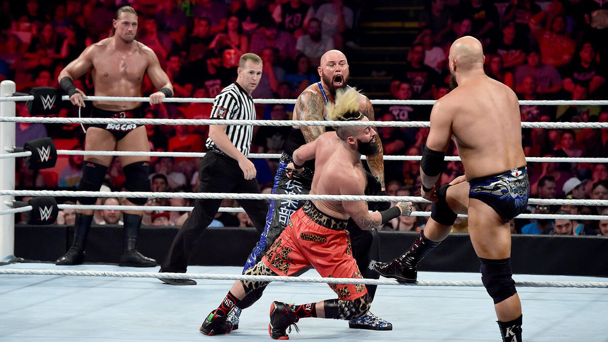 Enzo Amore & Big Cass vs. Luke Gallows & Karl Anderson: photos | WWE