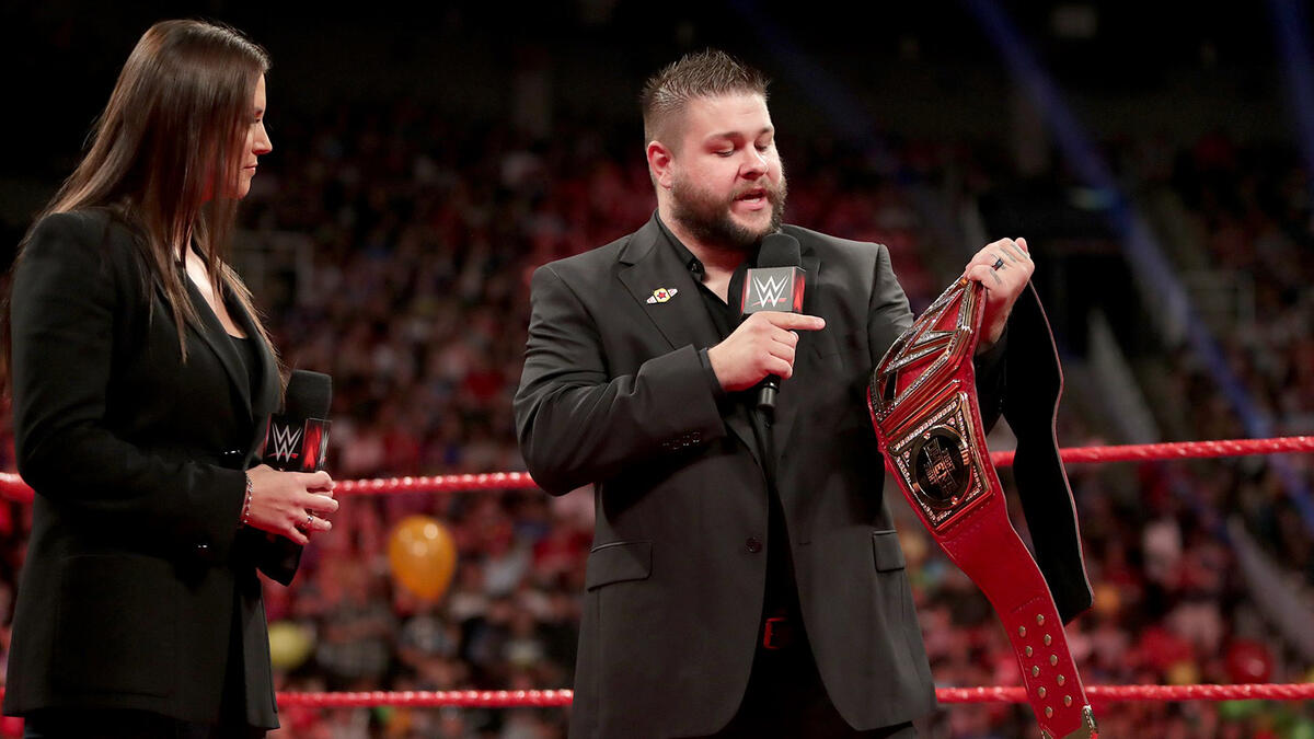 Seth Rollins interrupts Kevin Owens’ WWE Universal Championship