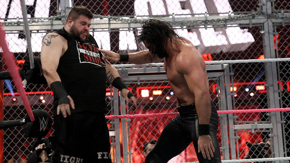 Seth Rollins Vs. Kevin Owens - WWE Universal Championship Hell In A ...