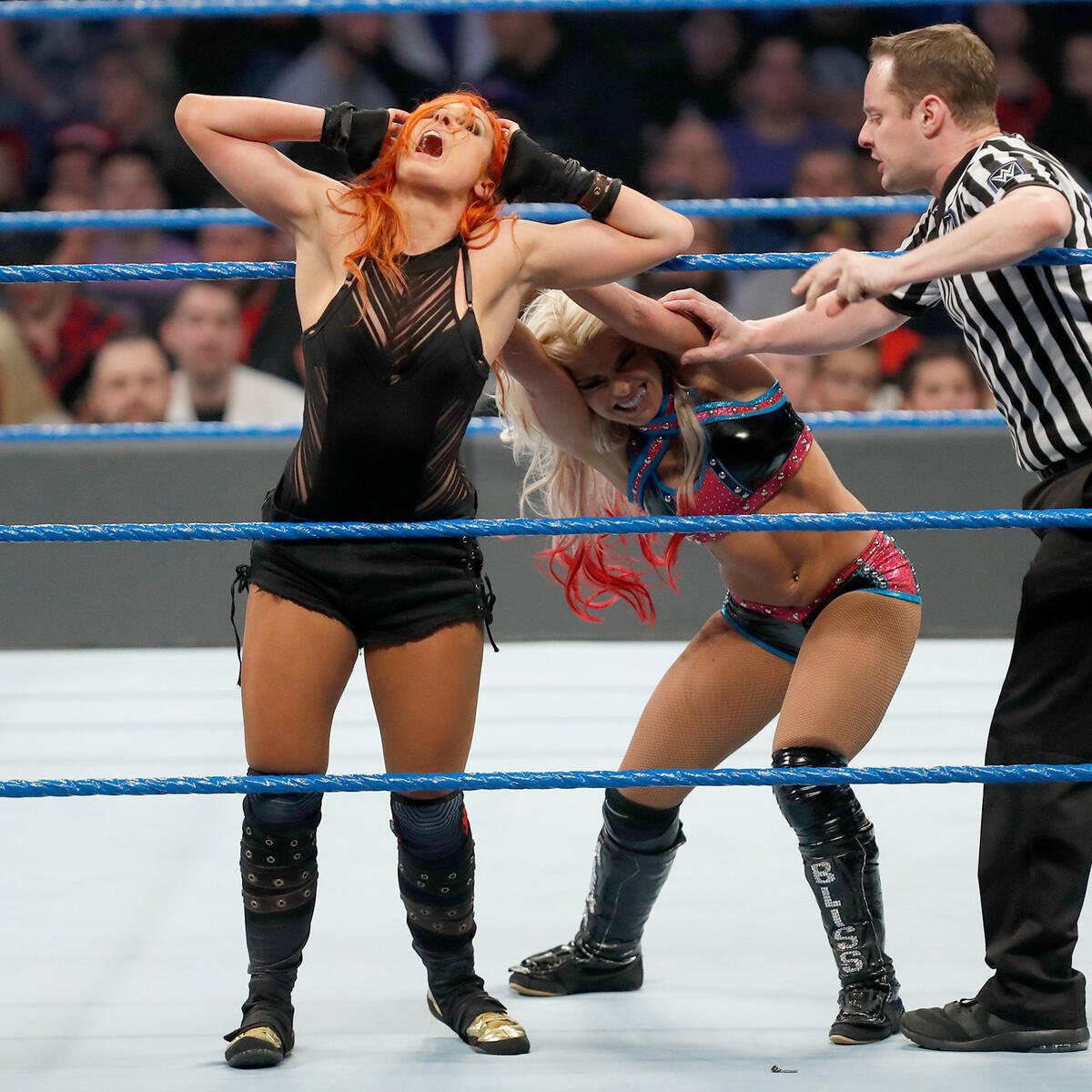 Alexa Bliss Vs Becky Lynch Smackdown Womens Championship Match Photos Wwe 