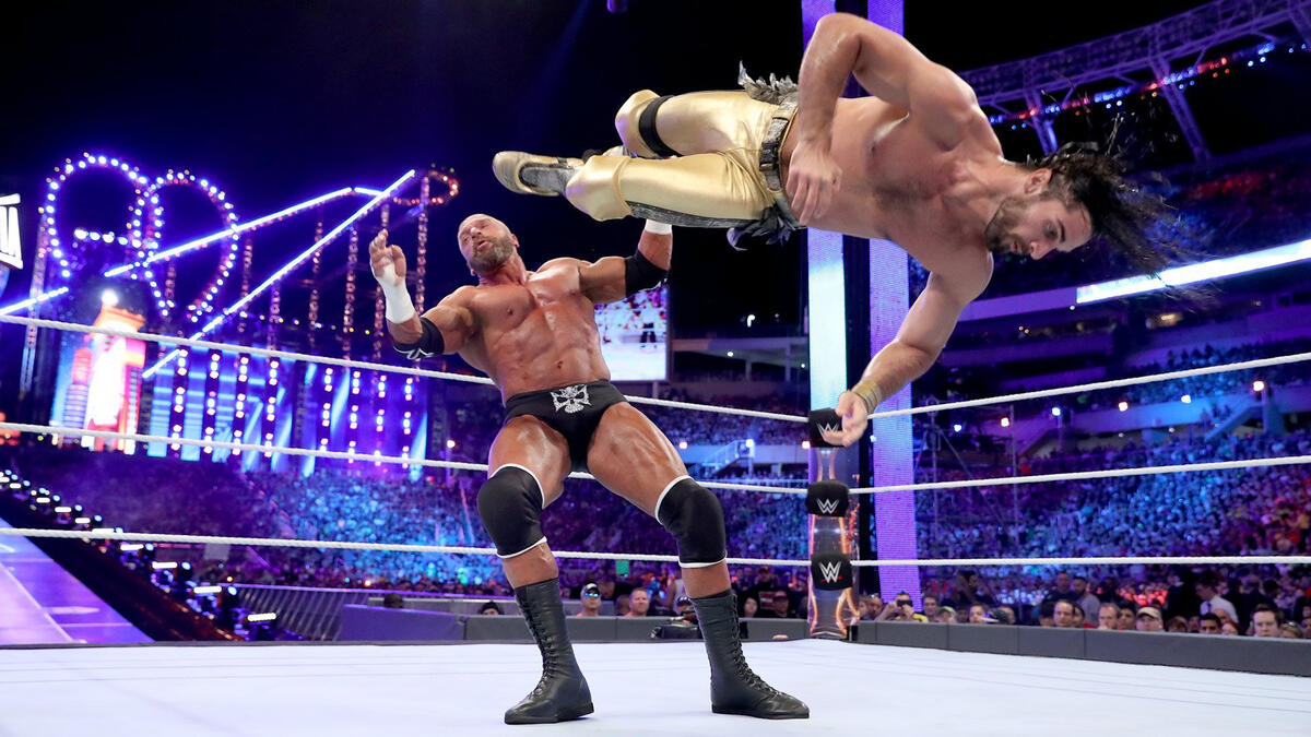 Seth Rollins Vs Triple H Non Sanctioned Match Photos Wwe