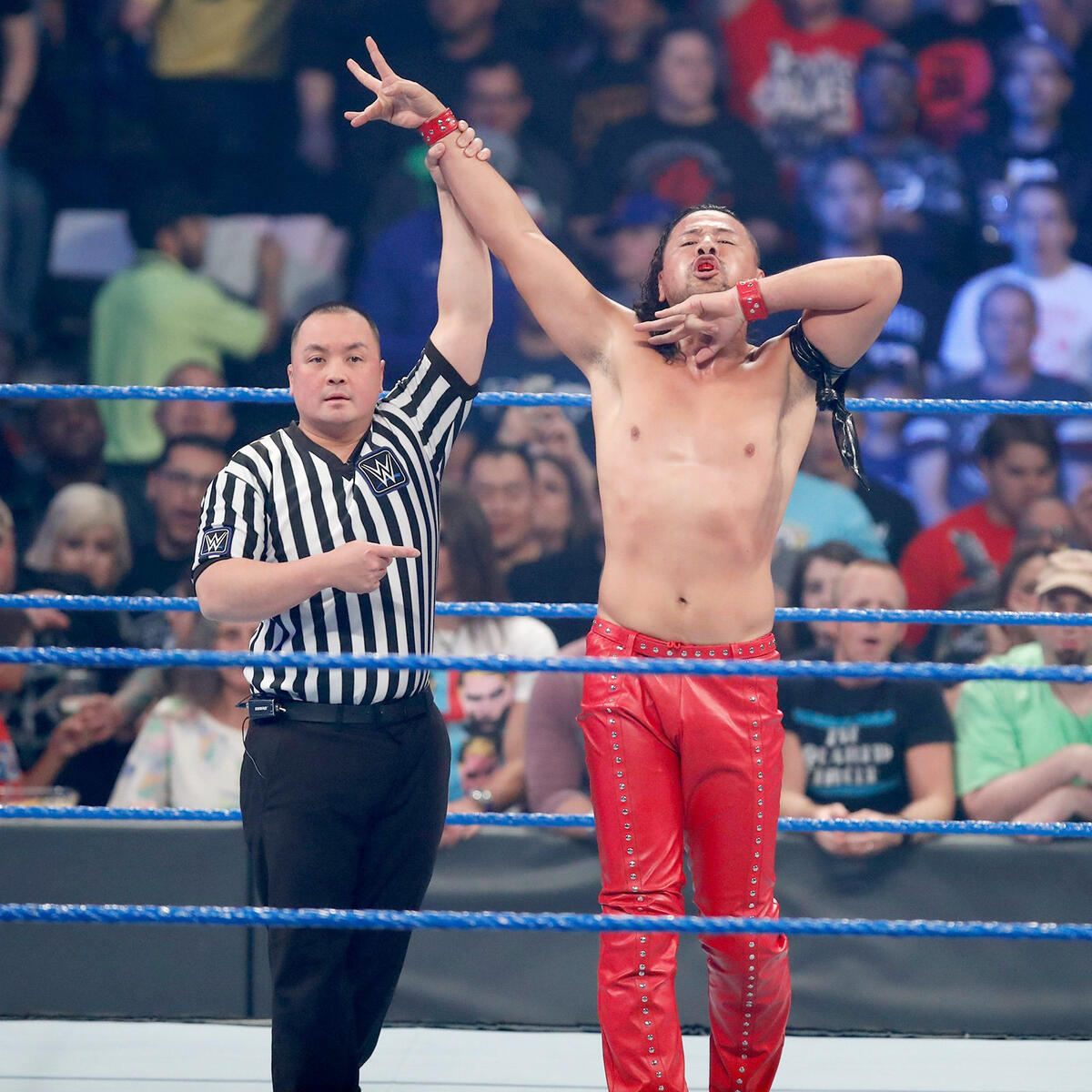 Shinsuke Nakamaura picks up an impressive victory in his SmackDown LIVE in-ring debut.