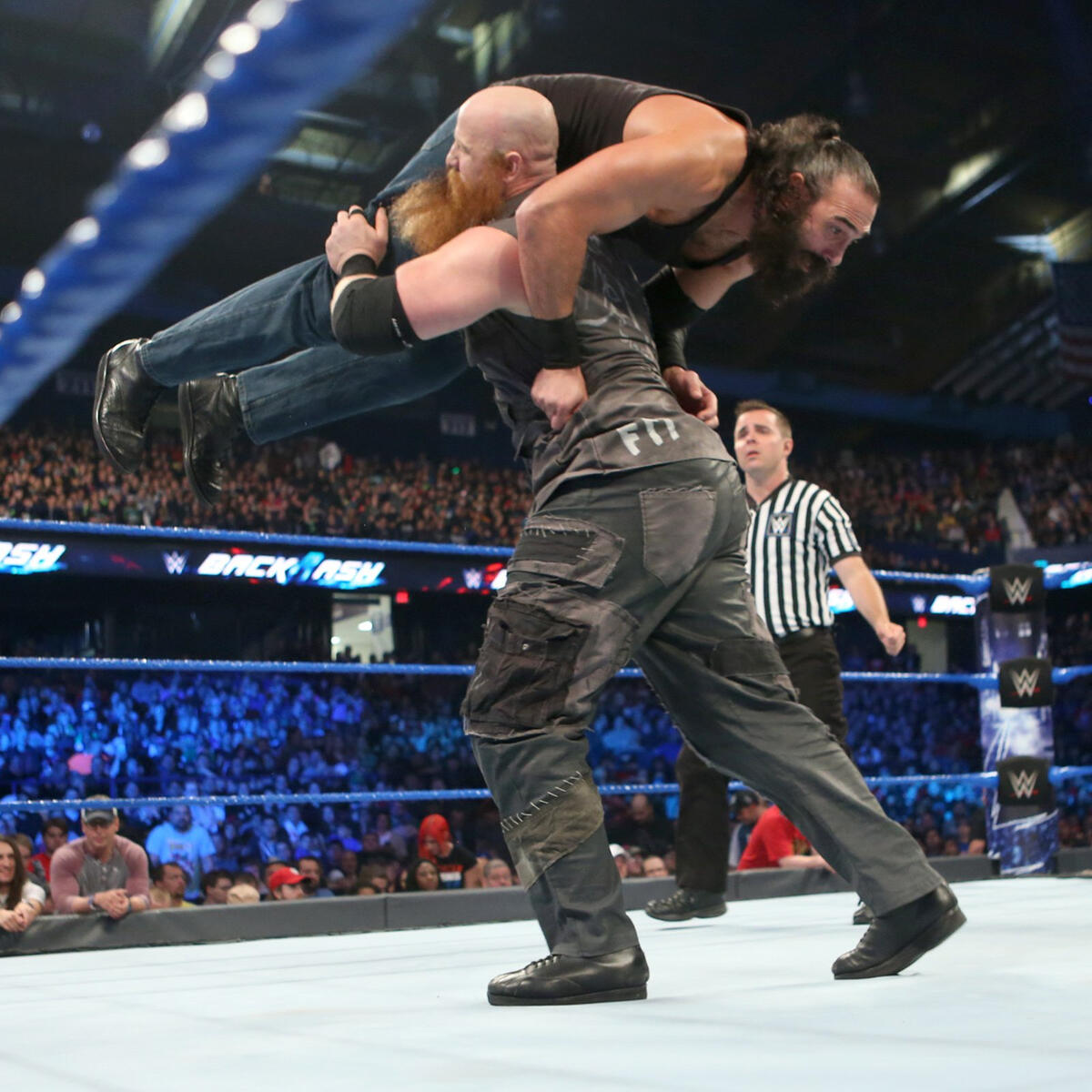 Luke Harper vs. Erick Rowan: photos | WWE