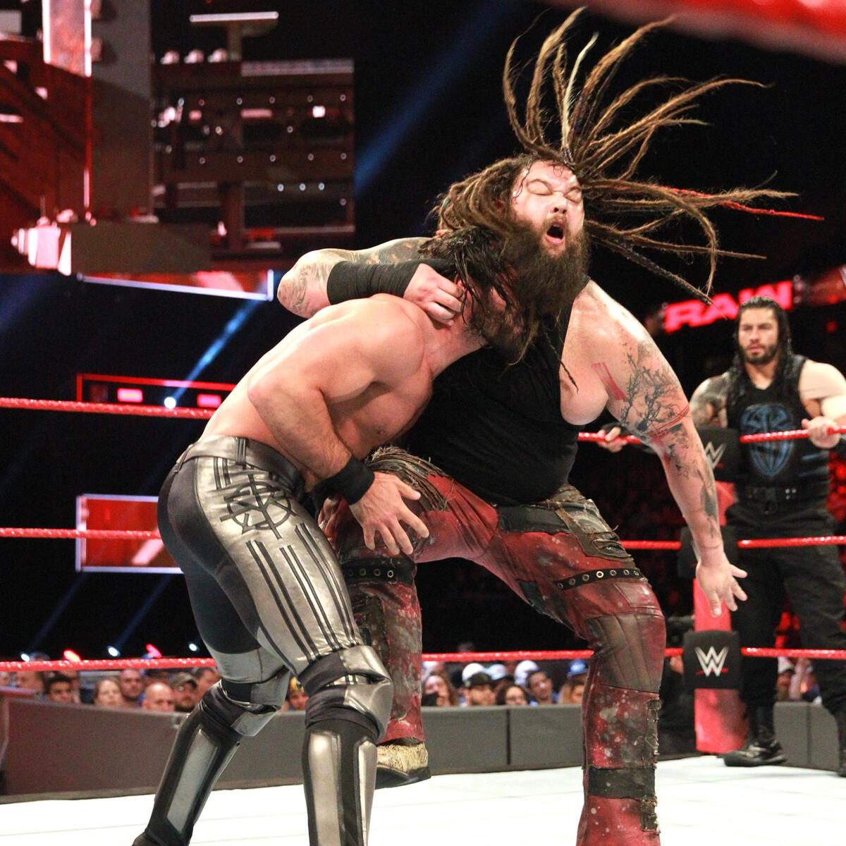 Roman Reigns & Seth Rollins vs. Bray Wyatt & Samoa Joe: photos | WWE