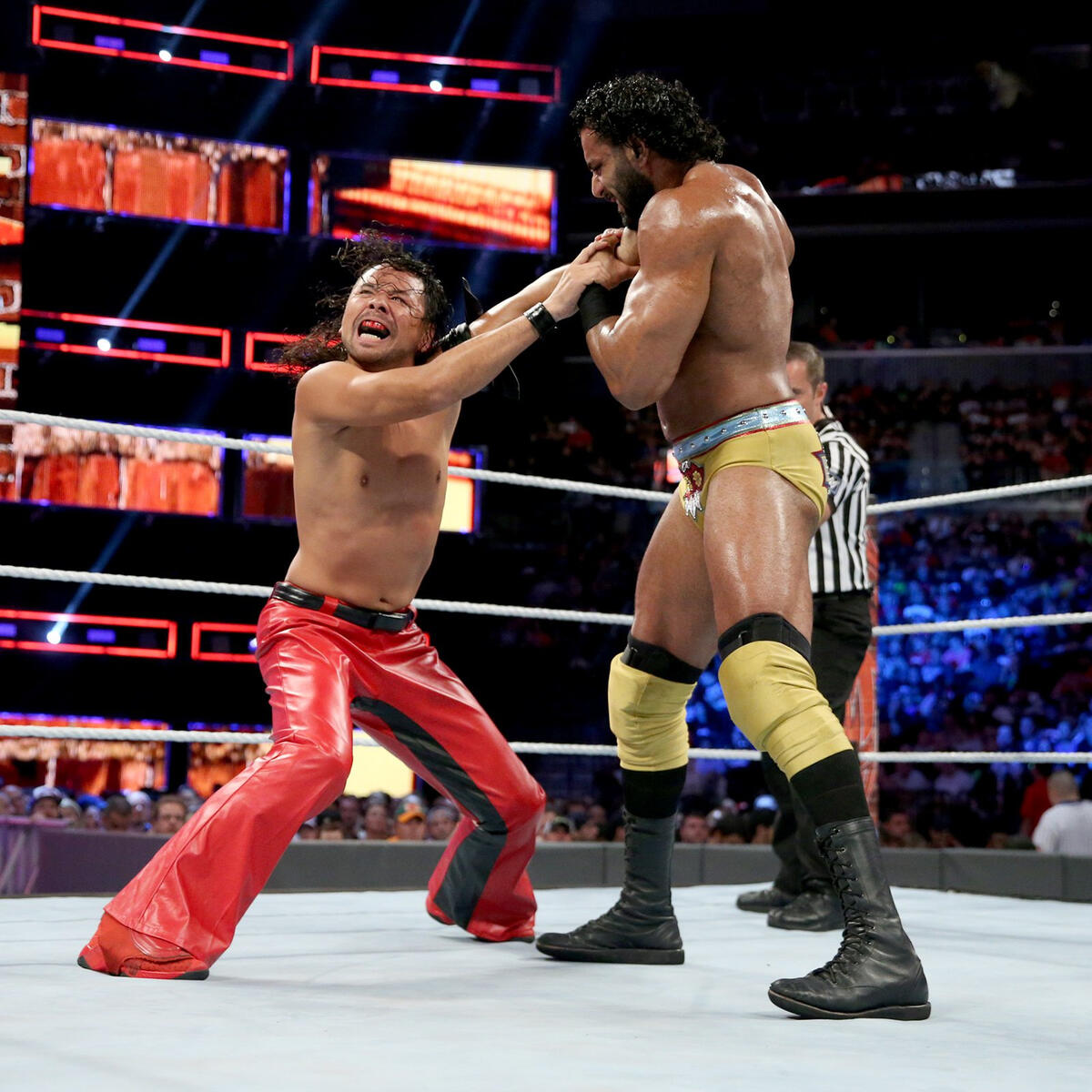 Jinder Mahal Vs. Shinsuke Nakamura - WWE Championship Match: Photos | WWE