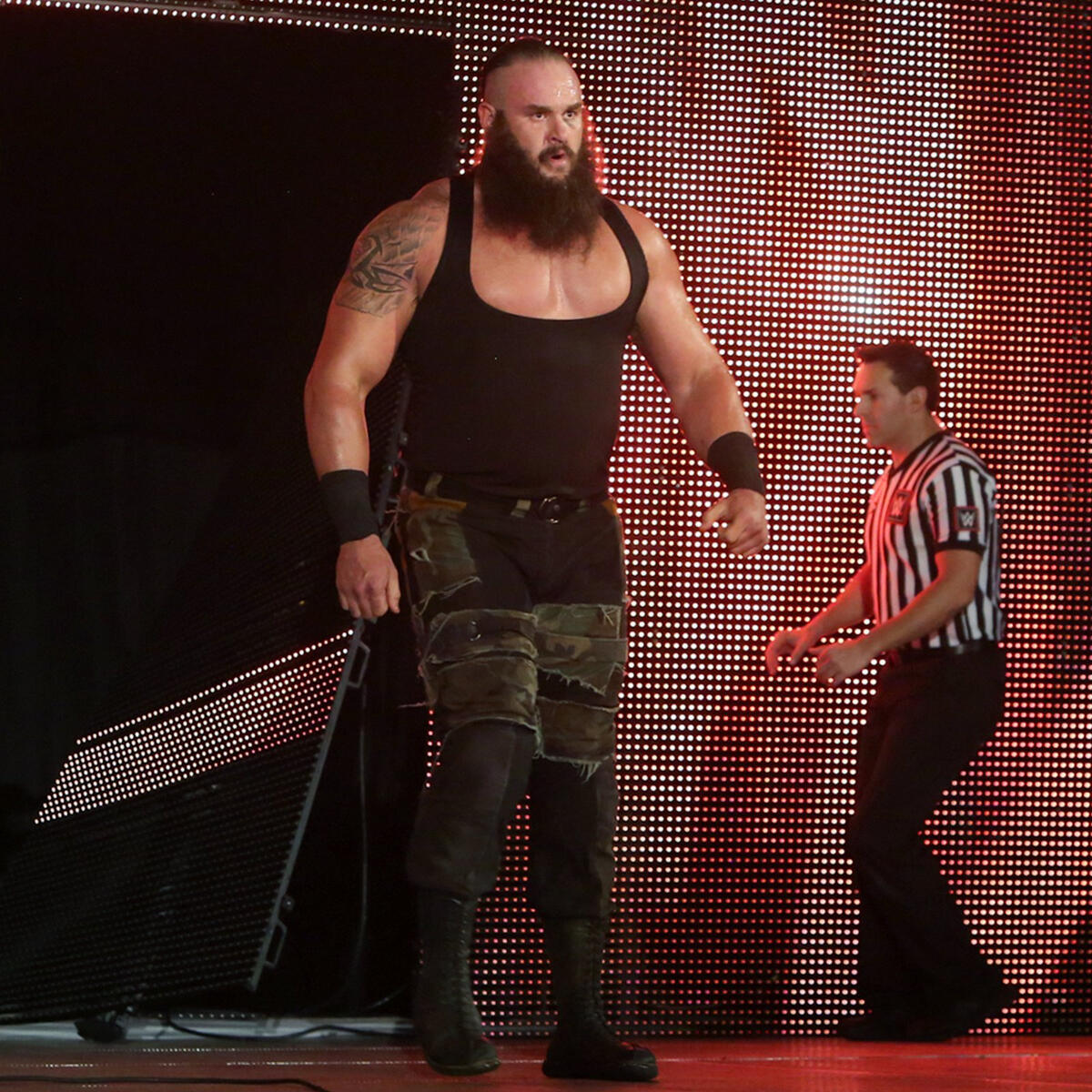 Dean Ambrose vs. Braun Strowman: photos | WWE