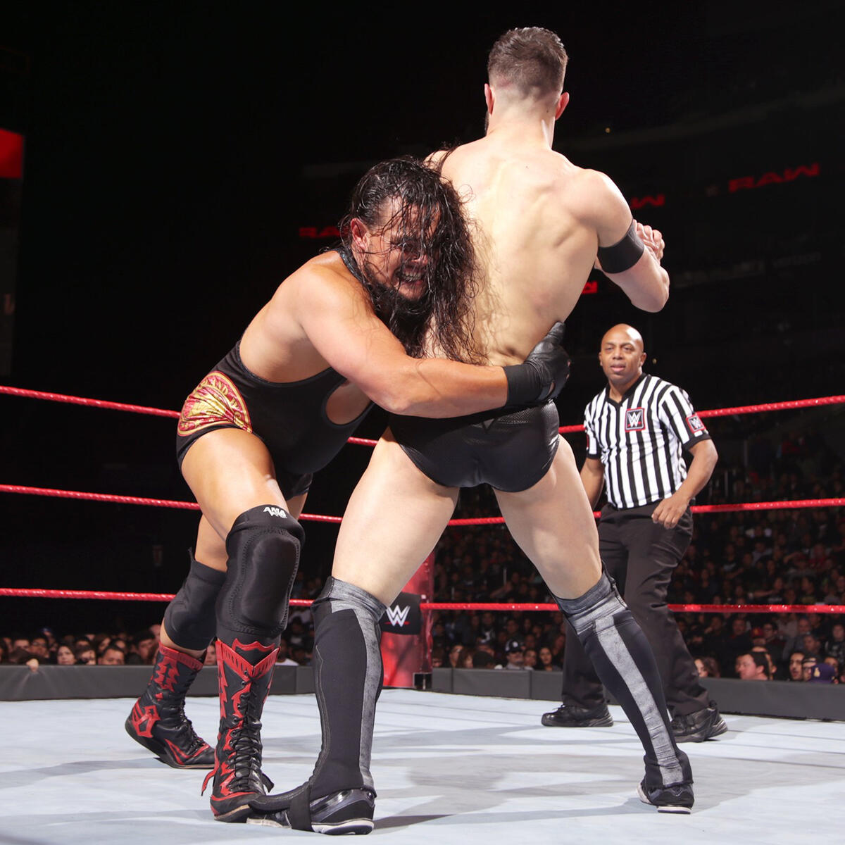 Finn Bálor vs. Bo Dallas: photos | WWE