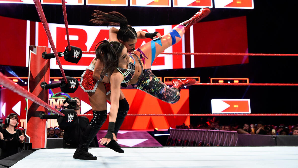 Bayley gets payback against Sasha Banks: photos | WWE